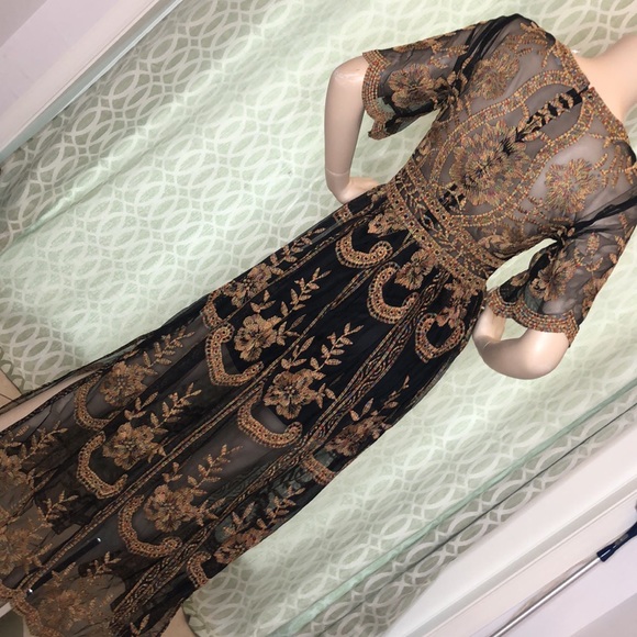 Gold & Black lace & embroidered maxi Dress - Picture 12 of 14